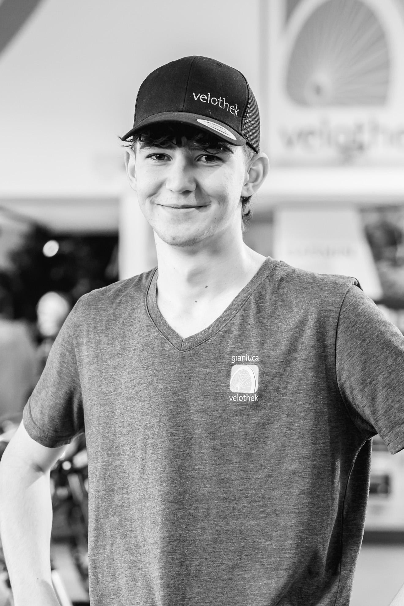  - Velothek AG B&uuml;tschwil